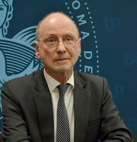 Autor Dieter Nohlen