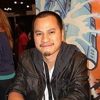 Autor Dustin Nguyen