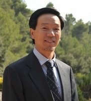 Autor Minkang Zhou