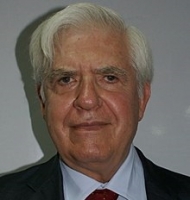 Óscar Correas