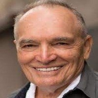 Autor Tom Bower